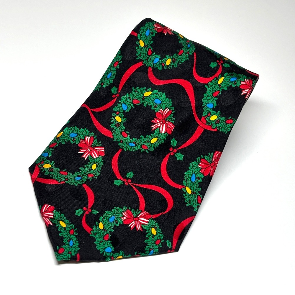 Addiction Christmas Tie Mens OS Black Silk Wreath Holiday Festive Novelty